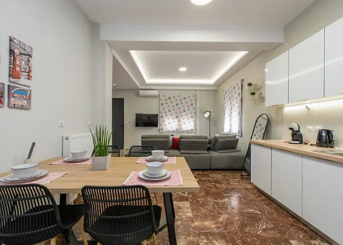 Bright & Stunning Flat In The City Centre