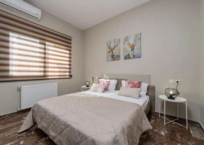 Bright & Stunning Flat In The City Centre