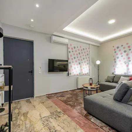 Bright & Stunning Flat In The City Centre Zakynthos Town Exterior photo